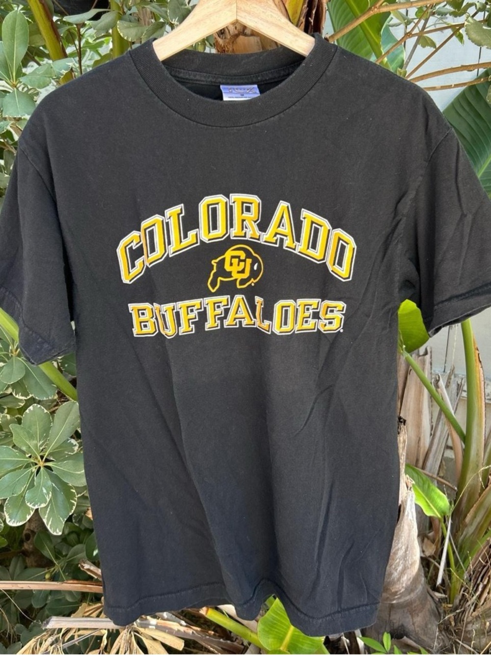 Vintage 2000s Colorado Buffaloes Tee Black M NCAA Graphic Shirt
